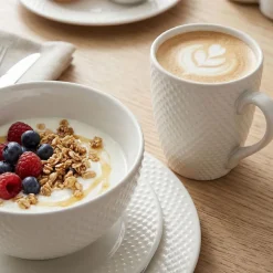 Thomson Pottery Dots Stoneware Dinnerware - Set of 16 (White)