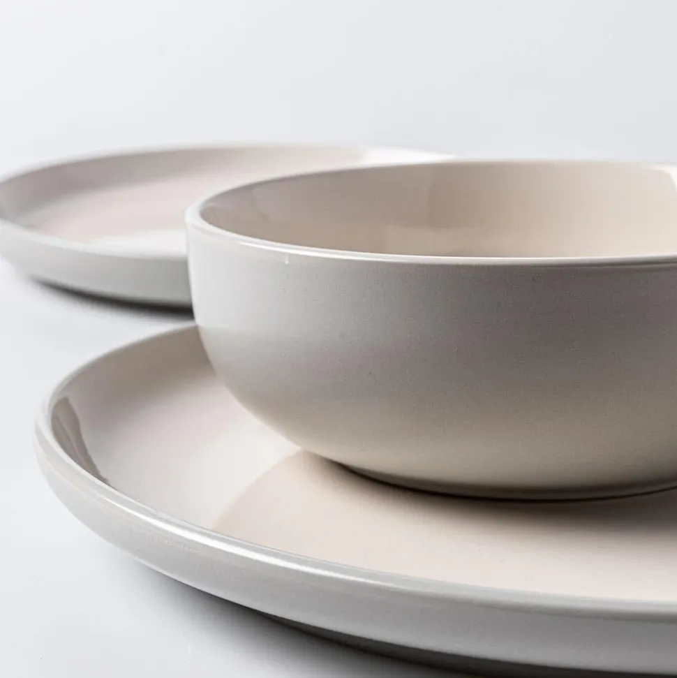 Thomson Pottery Loft Stoneware Dinnerware - Set of 16 (Linen)