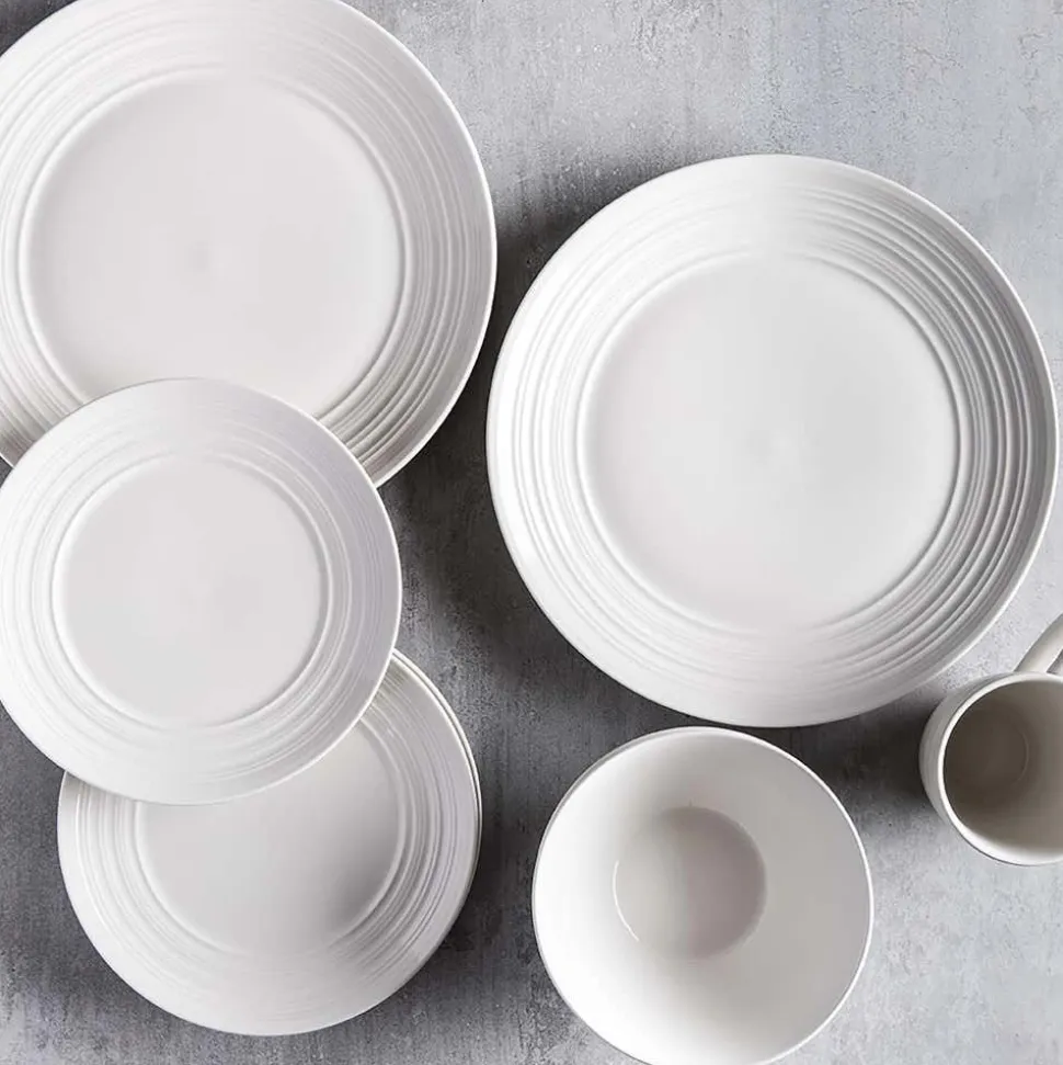 Thomson Pottery Ripple Stoneware Dinnerware - Set of 16 (White)