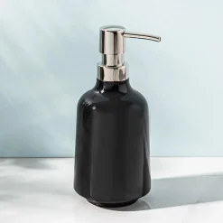 Umbra Step Melamine Soap Pump (Black)
