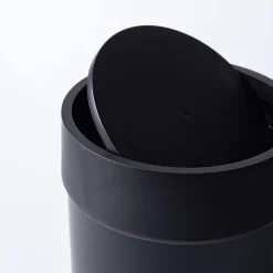 Umbra Touch Plastic Waste Can with Lid 6L (Black)