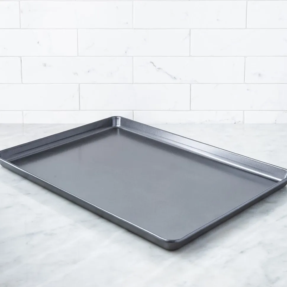 Wilton Perfect Results Non-Stick Mega Cookie Sheet (Grey)