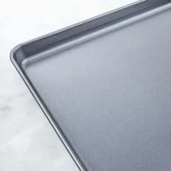 Wilton Perfect Results Non-Stick Mega Cookie Sheet (Grey)