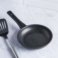 ZWILLING Marquina Plus Non-Stick Frypan - 20cm (Black)
