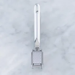 ZWILLING Pro Garlic Press (Stainless Steel)