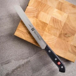 ZWILLING Tradition 8" Bread Knife